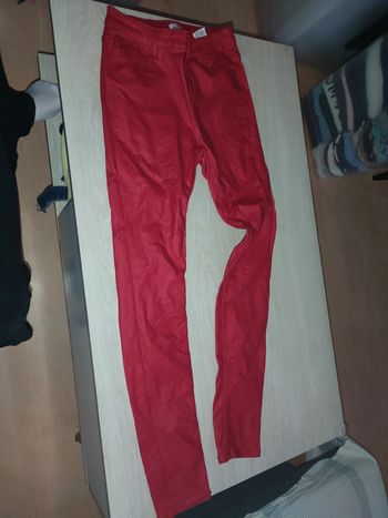 Jeans simili patiné rouge 34 xs 14 ans
