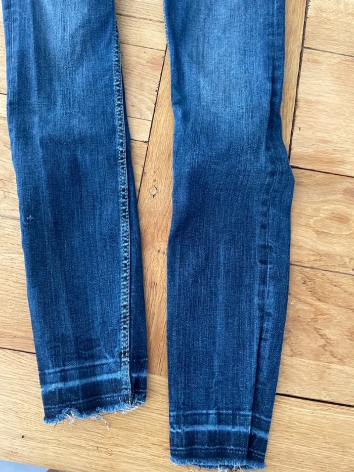 Jeans bleu Zara - photo numéro 3