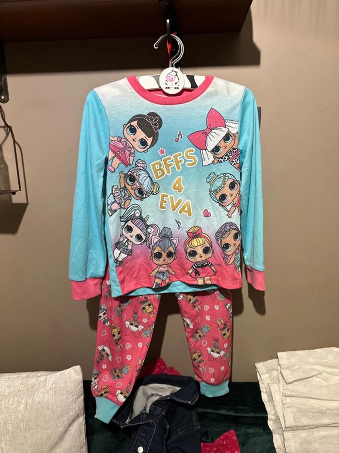 Pyjama 2 pièces Lol Surprises taille 8 ans