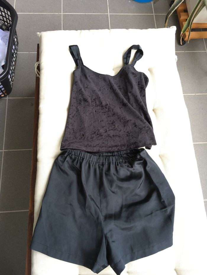 Ensemble de nuit short débardeur en velours et satin noir taille S