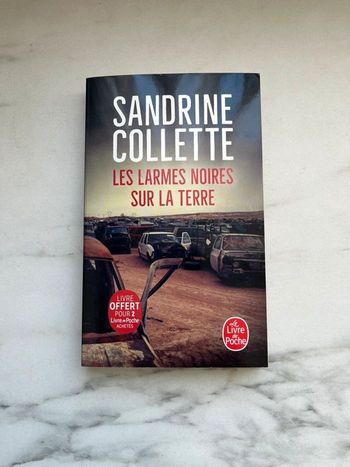 Livre Les larmes noires sur la terre