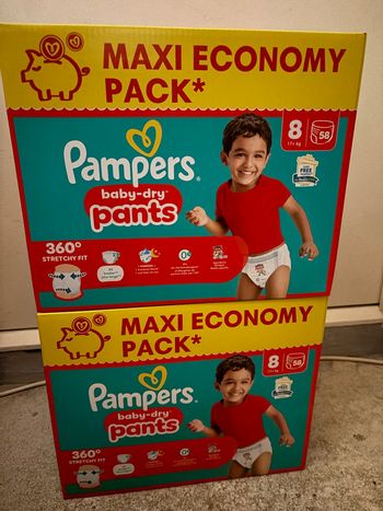 2 cartons couches Pampers pants taille 8 neuf 