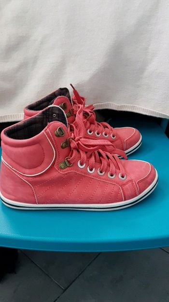 Basket montantes roses