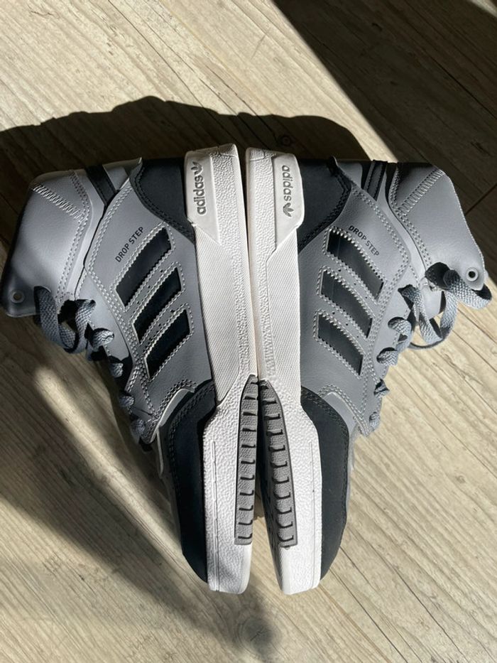 Baskets Adidas Drop Step J grise et noire - photo numéro 7
