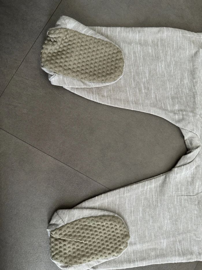 Pyjama 12 mois - photo numéro 2