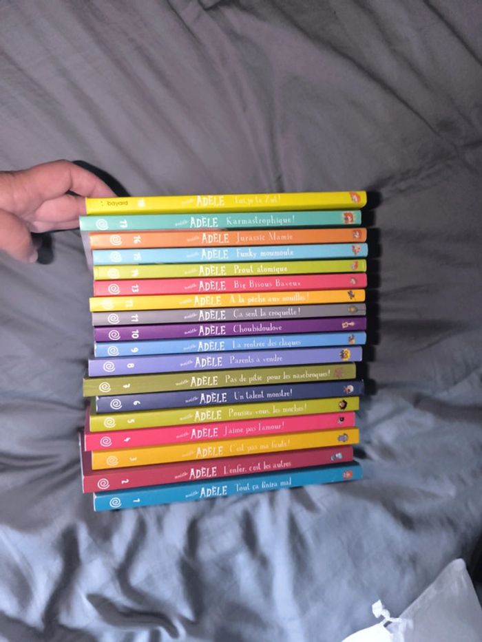 Lot de livres mortelle Adèle