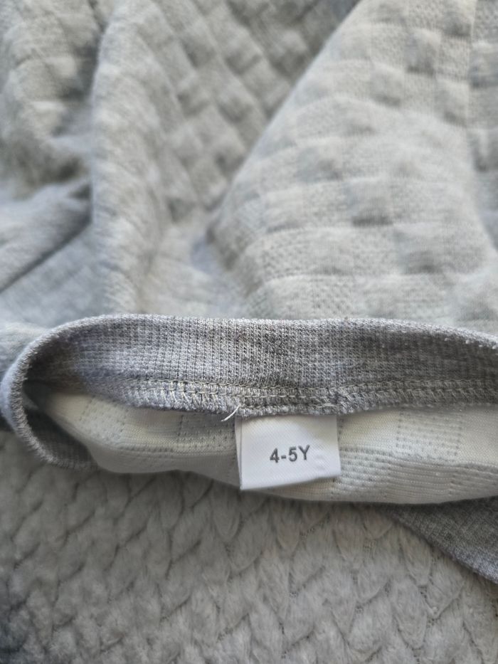 Pull gris - photo numéro 3