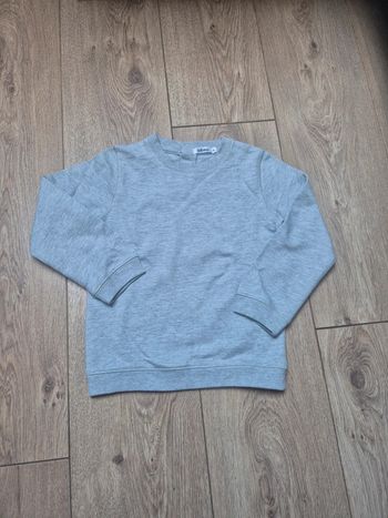 Pull sweat gémo gris chiné 4 ans état neuf