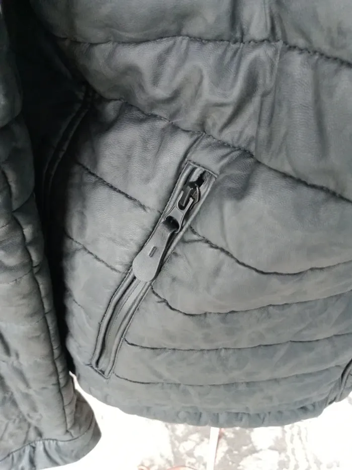Blouson matelassé fourré avec capuche fausse fourrure , - photo numéro 4