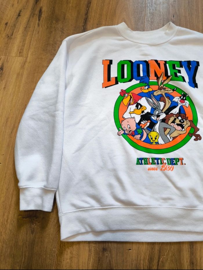 Pull Looney Tunes athletic, très bon état 👌, taille M - photo numéro 3