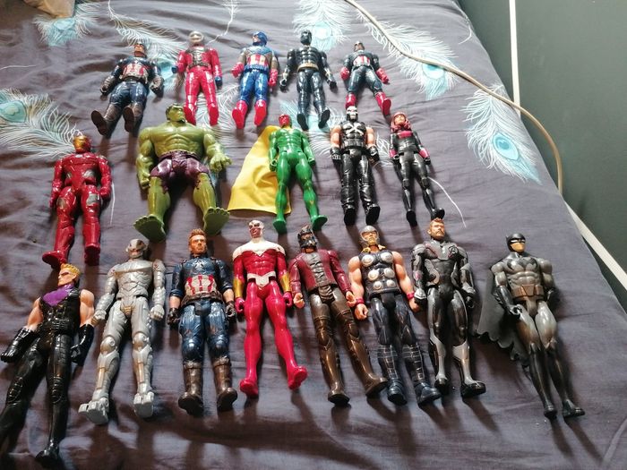 Figurine avengers 30 cm - photo numéro 2