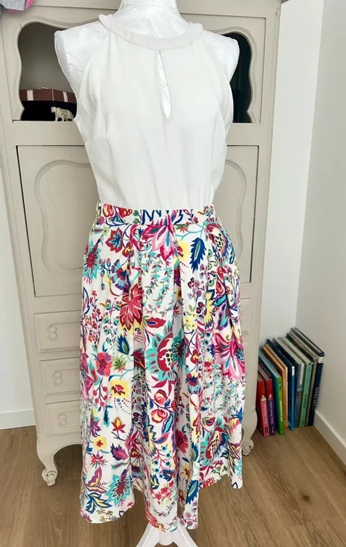 Superbe petite robe blanc et colorée chic et élégante Nafnaf taille 36 , S , 1 - photo numéro 2