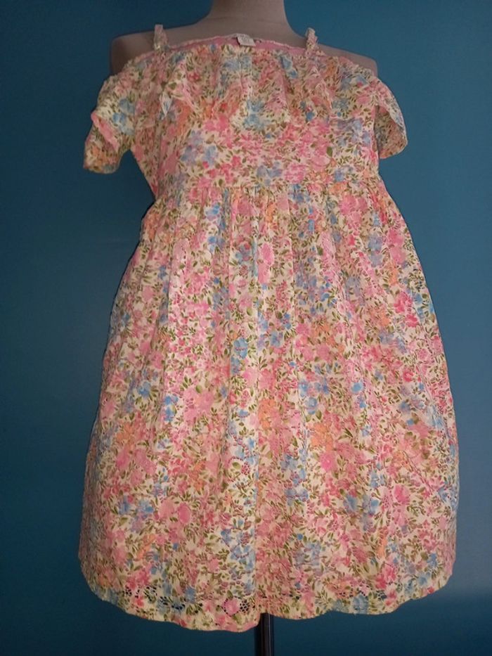 Robe 8/ 9 ans - photo numéro 4