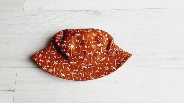 Vêtement accessoire garçon chapeau bob réversible 54 cm