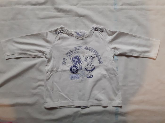 Sweet blanc motif petite fille bleue