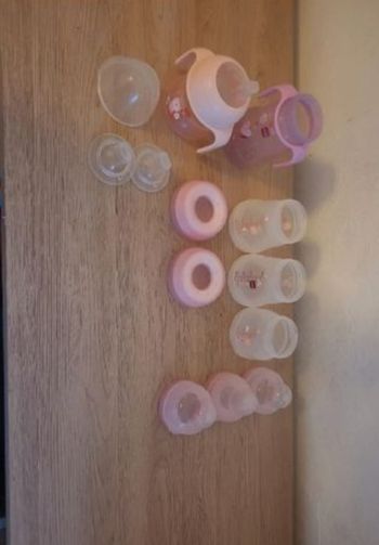 Biberons et Boite a lait