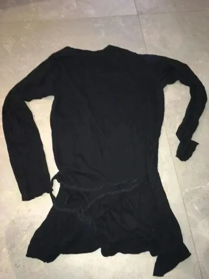 Tunique noire Jennyfer – Taille M – simple & élégante - photo numéro 3