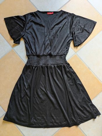 Robe soirée événement chic S 36 très bon état tissaia noir