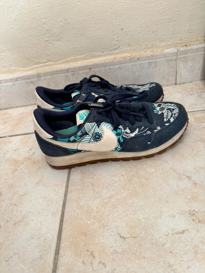 Nike Air bleu liberty fleurs