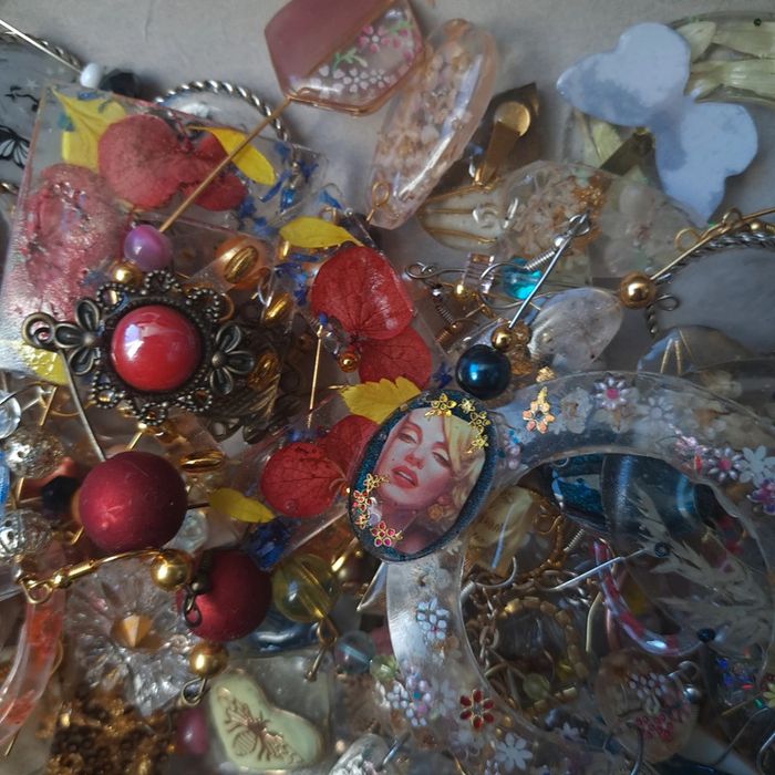 Lot de boucles d'oreilles pendante multicolore artisanale résine - photo numéro 11