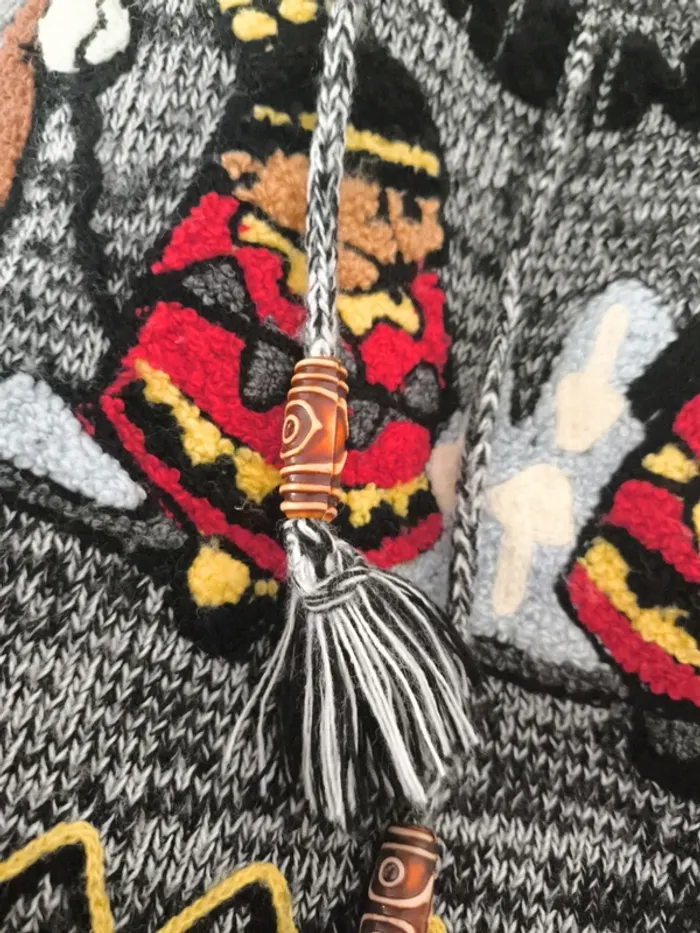 Poncho avec manches longues/pull 4 ans - photo numéro 5