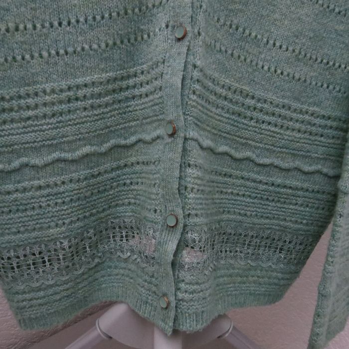 💚 Cardigan vert sauge KIABI – Taille L – Maille ajourée – Parfait état ! 💚 - photo numéro 3