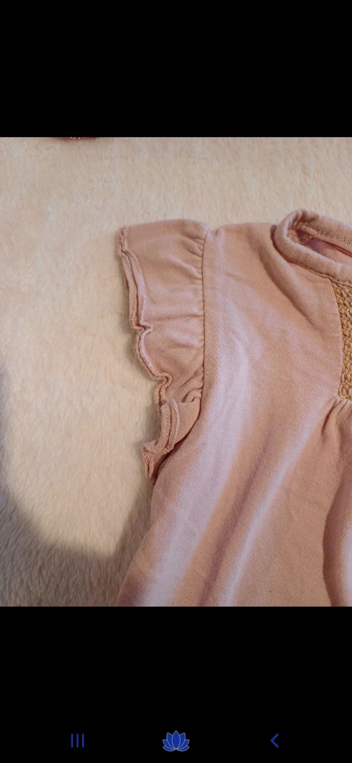 T.shirt bébé taille 9 mois - photo numéro 3