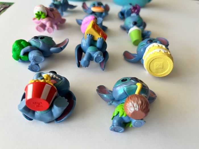Lot ou à l’unité figurines Stitch feed me série 3 - photo numéro 3