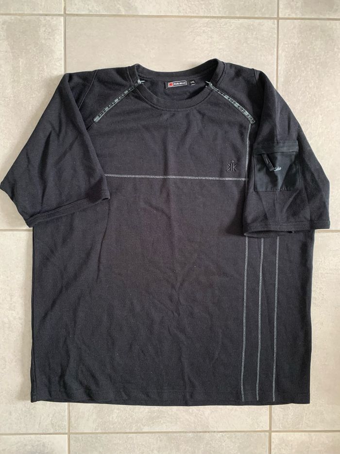 Te shirt noir taille XXL