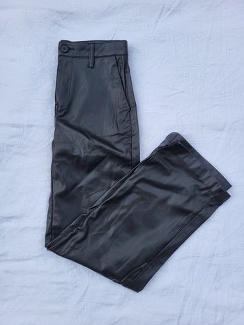 Pantalon en simili cuir berhska