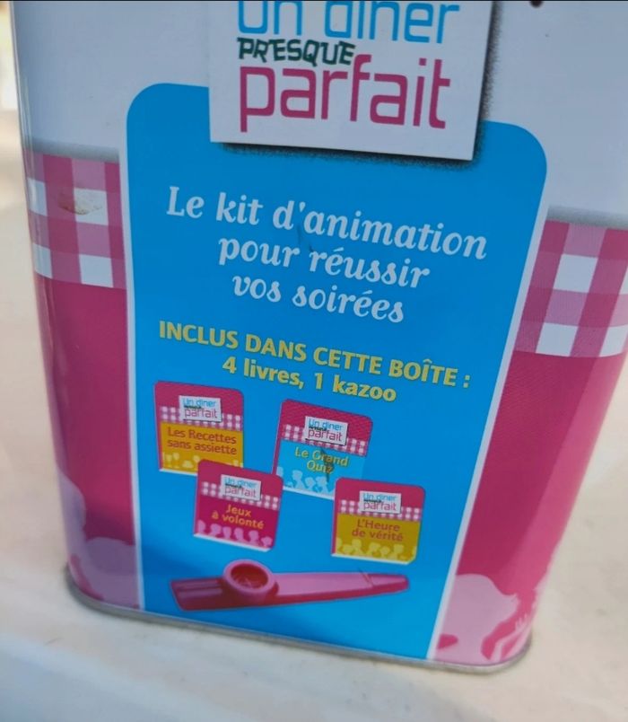 Boite de 4 petit livres recette  un dîner presque parfait jeux enigmes - photo numéro 6