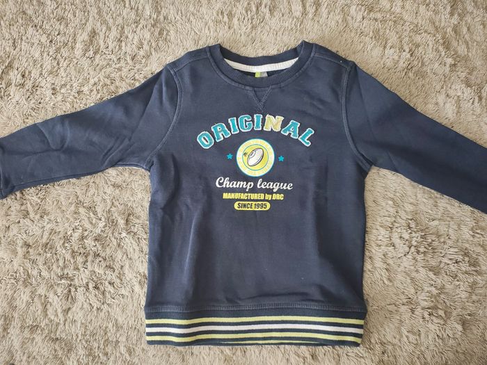 Pull taille 4 ans