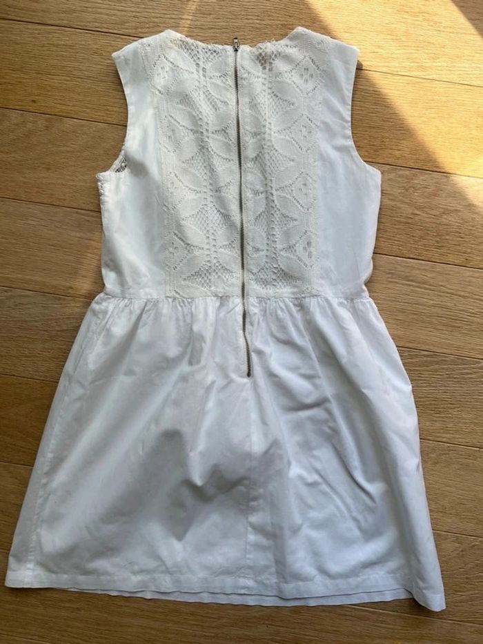 Robe blanche tommy Hilfiger très joli très bon état taille 164cm/ 14 ans - photo numéro 4