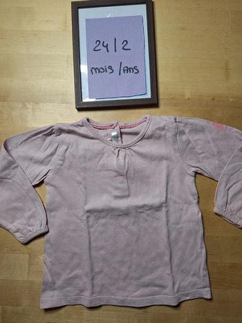 T-shirt manches longues pour fille taille 24 mois Marque lulu Castagnettes très bon état