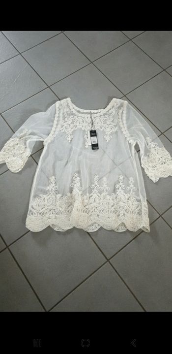 Tunique voilage dentelle neuve étiquette L/XL