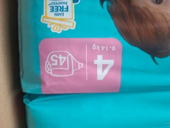 315 couches taille 4 pampers baby dry