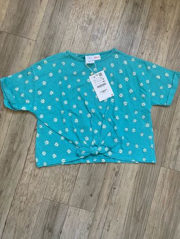T shirt crop top à fleurs bleu 3/4 ans zara fille