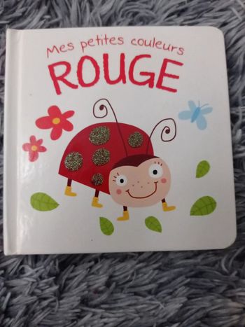 Livre bébé 💖mes petites couleurs Rouge