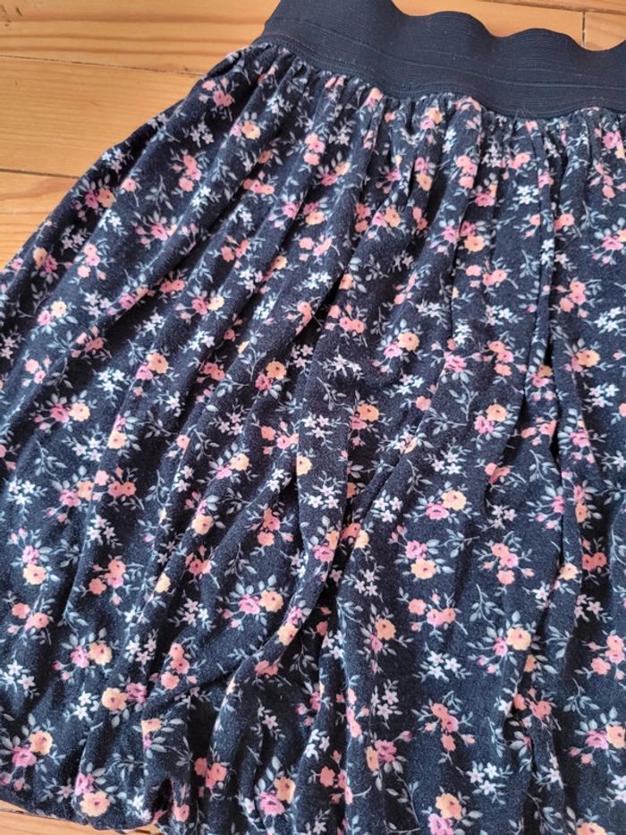 Jupe motifs fleurs floraux style liberty Zara taille S 36 noir rose coquette - photo numéro 5