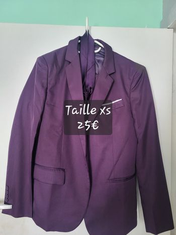 Costume