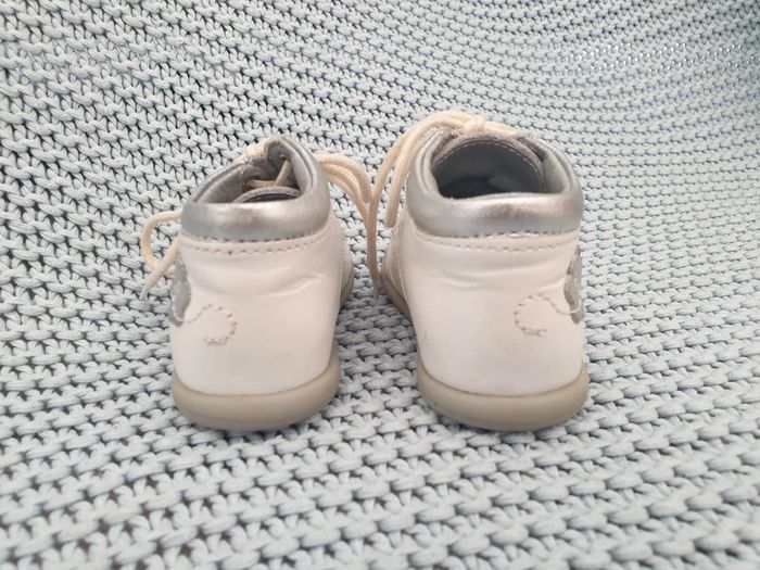 Bottines blanches - photo numéro 3