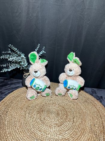 Peluche lapin de Pâques