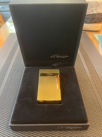 Briquet S.T. Dupont ligne or 2 neuf
