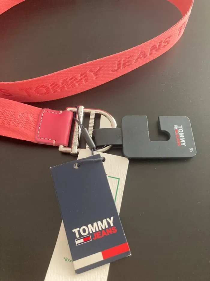 Tommy Hilfiger ceinture rose foncé écriture taille 85 - photo numéro 4