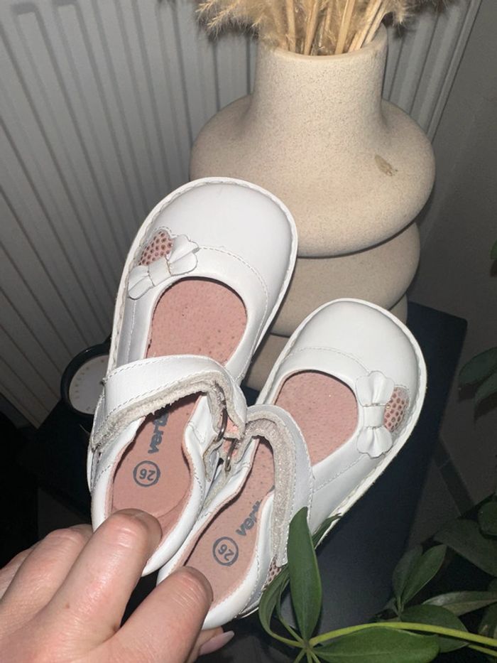 Chaussures Vertbaudet taille 26 - photo numéro 4