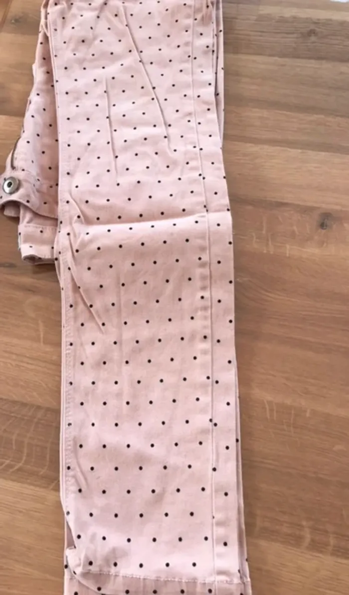 Pantalon rose à pois noir - photo numéro 3