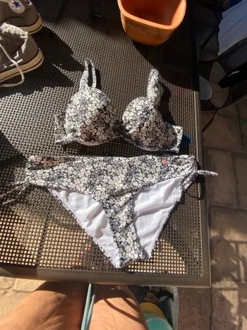 Joli bikini Firefly 48 et 44