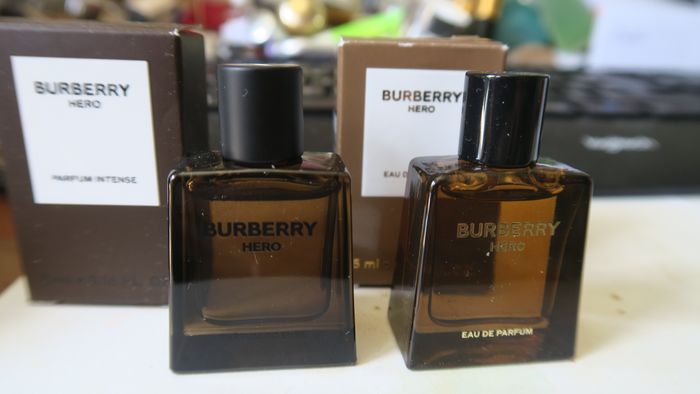 Lot de 2 miniatures de parfum pour Homme Burberry - photo numéro 2