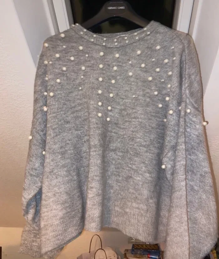 Pull neuf gris clair Jennifer avec perles taille S - photo numéro 2