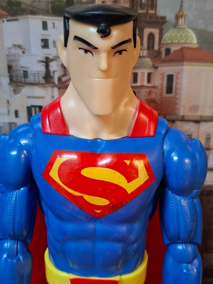 Figurine superman bleue et  rouge justice league - photo numéro 2